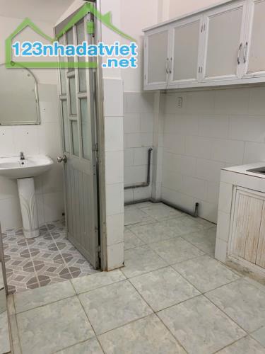 LÊ TẤN BÊ --57M2--HẺM XE TẢI --DÒNG TIỀN CHO THUÊ 100TR/NĂM - 4