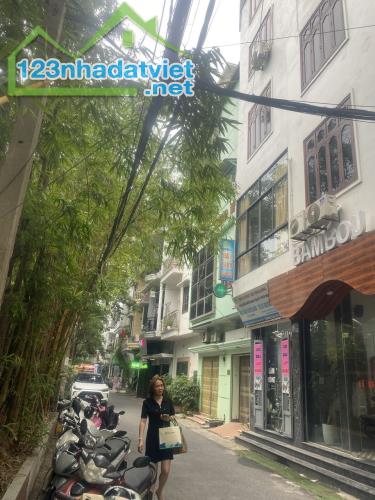 Bán nhà Láng Hạ, phân lô ô tô tránh, thang máy, 55m2, hơn 18 tỷ