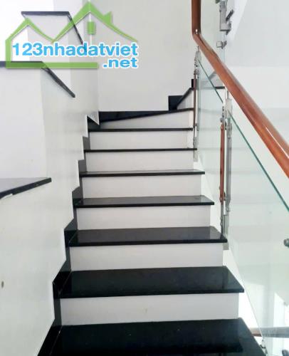 Bán Gấp nhà số 2 Mã Lò BHH A hẻm 5m 70m2,4 Tầng Nhỉnh 5 tỷ - 2