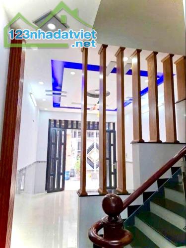 🔥 NHÀ XINH BÌNH TÂN🔥 3 TẦNG – 4mx14m SÀN – HẺM 6M Ô TÔ – Nhỉn 4 TỶ – CHỢ GÒ XOÀI