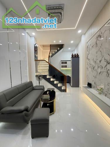 BÁN NHÀ TÂN BÌNH, KHU VIP BẦU CÁT, 3 TẦNG, HẺM XE HƠI TRÁNH, NHỈNH 5 TỶ - 3