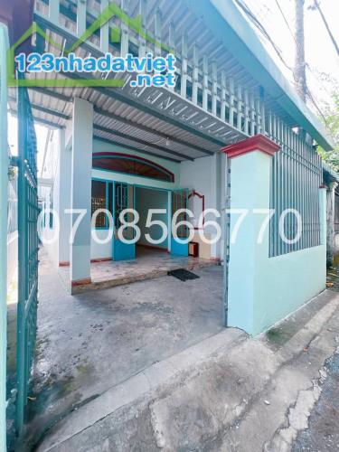 Nhà gần Quốc lộ 1 A cần nhượng chủ, 80m2, chỉ nhỉnh 1 tỷ 4 - 5