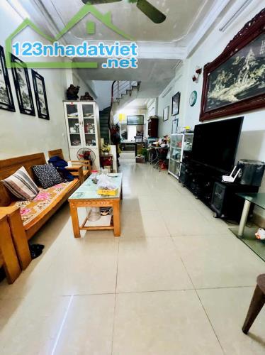 BÁN NHÀ TÂN MAI 65M² – 3 TẦNG – MẶT TIỀN 3.53M – GIÁ 10.7 TỶ – HOÀNG MAI  PHÂN LÔ – NGÕ TH - 2