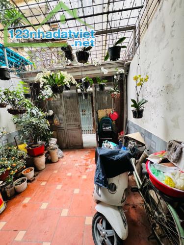BÁN NHÀ TÂN MAI 65M² – 3 TẦNG – MẶT TIỀN 3.53M – GIÁ 10.7 TỶ – HOÀNG MAI  PHÂN LÔ – NGÕ TH - 3