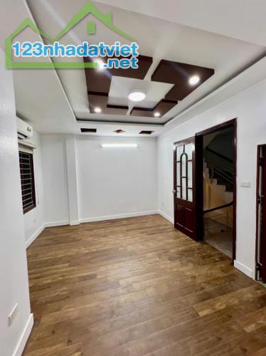 BÁN NHÀ PHỐ XÃ ĐÀN – TRUNG TÂM ĐỐNG ĐA, TIỆN ÍCH BẠT NGÀN, CÁCH MẶT PHỐ 30M, NHÀ ĐẸP 5 TẦN - 4