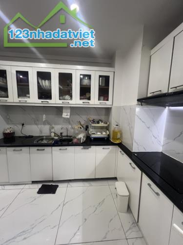 BÁN CĂN CHUNG CƯ NẰM NGAY MẶT PHỐ - TRẦN ĐĂNG NINH - GIÁ 7.2 DT.102 (NHẤT VÔ NHỊ) - 2