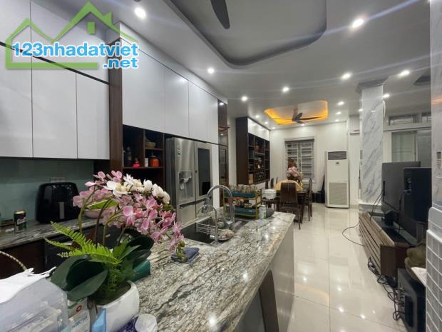 BÁN NHÀ XUÂN ĐỈNH NGÕ 355 VỚI DT 86.4M * 4 TẦNG * GIÁ NHỈNH 17.8 TỶ - 3