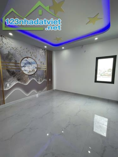 Siêu Phẩm Liên Khu 4-5 gần chợ Bình Thành hẻm nhựa 7m khu nhà lầu 52 m2,5Tầng Nhỉnh 5 tỷ - 2