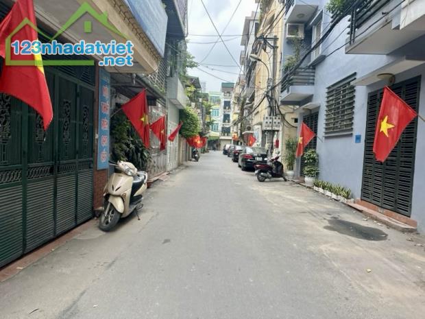 BÁN NHÀ NGÔ QUYỀN PHÂN LÔ HV CHÍNH TRỊ-HÀ ĐÔNG-AN NINH TUYỆT ĐỐI-DÂN TRÍ CAO-GIÁ RẺ