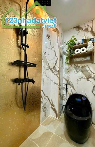 Ngay công viên Phú Nhuận – XE HƠI ĐẬU CỬA – 30M² – 2 LẦU -4.x cành - 2
