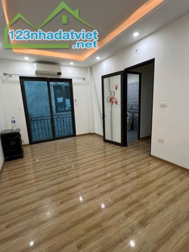 Bấn gấp siêu phẩm nhà Lô góc- Nam Từ Liêm  40m2 – 5 tầng – 5 tỷ