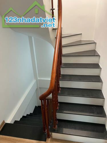 Bấn gấp siêu phẩm nhà Lô góc- Nam Từ Liêm  40m2 – 5 tầng – 5 tỷ - 1