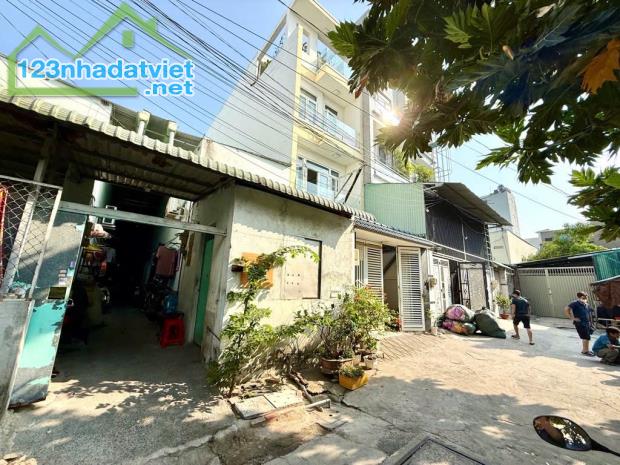 NGAY EMART PHAN HUY ÍCH-BÁN ĐẤT TẶNG DÃY TRỌ-8M x 21M-DÒNG TIỀN 20TR/THÁNG - 2