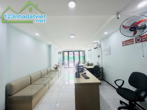 Ngộp Mặt Tiền Đường Ba Tháng Hai - 3 tấm Kinh doanh Đỉnh - 2
