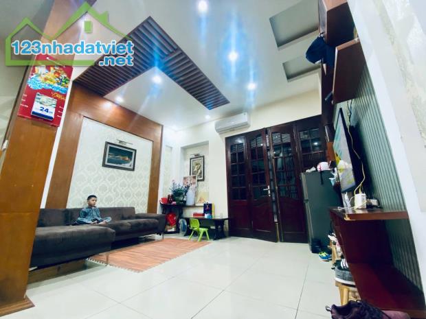 Nhà đẹp Phúc Diễn - Bắc Từ Liêm oto qua 55m2 chỉ nhỉnh 9 tỷ