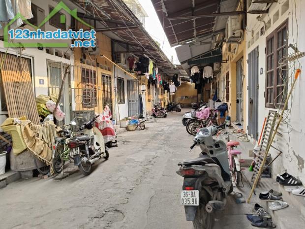 SIÊU PHẨM HIẾM - PHÂN LÔ QUÂN ĐỘI - Ô TÔ 7 CHỖ VÀO - SÁT KHU ĐÔ THỊ GOLDMART CITY - 1