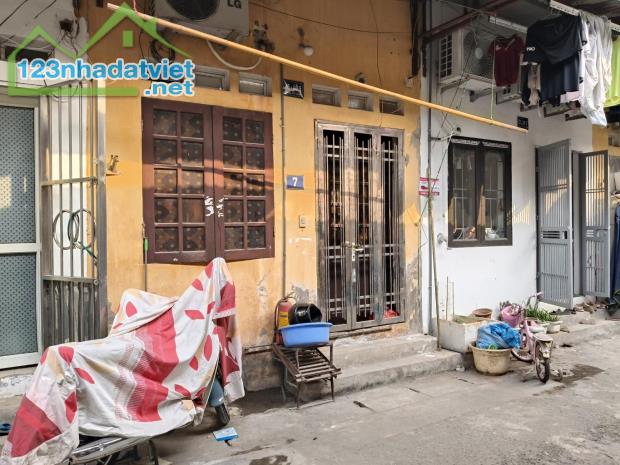 SIÊU PHẨM HIẾM - PHÂN LÔ QUÂN ĐỘI - Ô TÔ 7 CHỖ VÀO - SÁT KHU ĐÔ THỊ GOLDMART CITY - 2