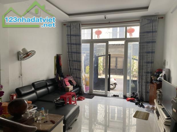 Bán nhà 4 tầng, 4PN, Hà Huy Giáp, Q12 giáp Gò Vấp, xe hơi tránh, chỉ 6,7 tỷ. - 2