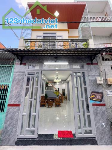 Cần bán gấp nhà mặt tiền Hoàng Phan Thái, Bình Chánh, 60m, SHR giá 1,2T - 3