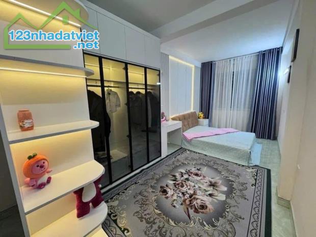 BÁN NHÀ NGÕ 136 TRIỀU KHÚC – 36M² × 4 TẦNG PHÂN LÔ KINH DOANH – GIÁ 5.8 TỶ - 2