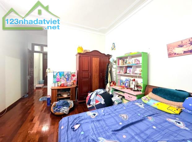 BÁN NHÀ ĐẸP PHÂN LÔ Ô TÔ VÀO NHÀ PHỐ PHÙNG CHÍ KIÊN - 80M2 - 6 TẦNG - 4.5M MẶT TIỀN - 3