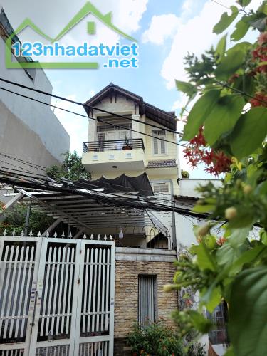 Bán Nhà Phạm Văn Chiêu, Ôtô Trong Nhà, 100m² 3 tầng - Chỉ 8ty