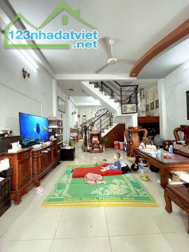 Bán Nhà Phạm Văn Chiêu, Ôtô Trong Nhà, 100m² 3 tầng - Chỉ 8ty - 2