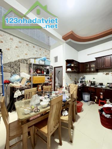 Bán Nhà Phạm Văn Chiêu, Ôtô Trong Nhà, 100m² 3 tầng - Chỉ 8ty - 3