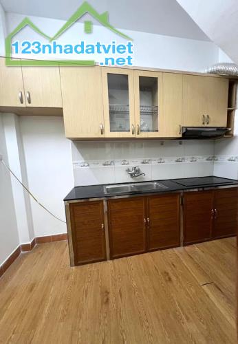 BÁN NHÀ YÊN HÒA – 30M²*5T – MẶT TIỀN 3.7M – GIÁ CHỈ 6.4 TỶ - 5