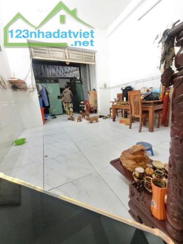 🌺 Nhà 3 tầng mặt tiền thụt Hẻm 7m,đường THẠNH XUÂN 21, phường THẠNH XUÂN, Q12, DT 80m2(4m - 1