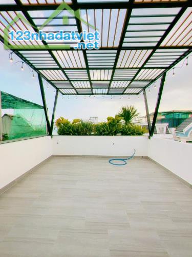 GẤP BÁN NHÀ MỚI 4X17, DTSD: gần 212m2  tại TX33, P.Thạnh Xuân, Quận 12, TP.HCM, 6 - 4