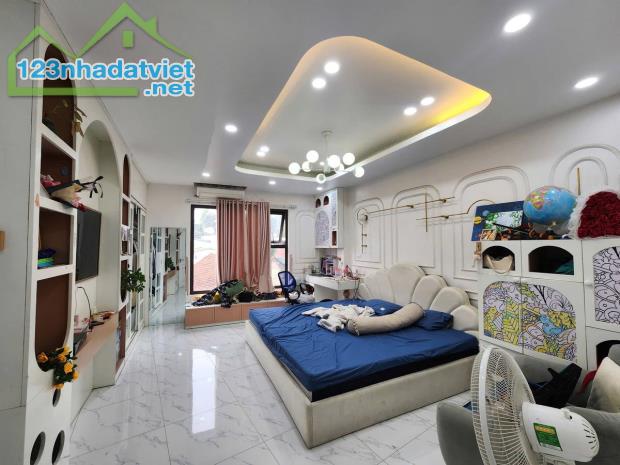 Bán nhà MP Hồng Mai 45m-4T– 4PN, ngõ sau, thuận tiện vừa ở vừa KD, nhiều tiện ích, 20.5 tỷ