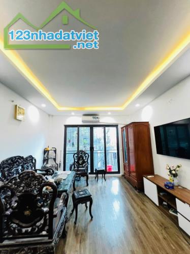 Bán nhà Trịnh Đình Cửu, Hoàng Mai. 31m2 x 6 Tầng. LÔ GÓC. Ô TÔ. 1 NHÀ RA PHỐ. Hơn 8 Tỷ. - 4