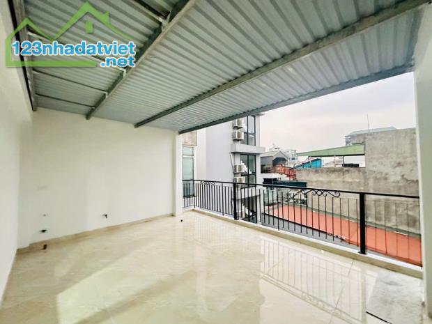 NHÀ ĐẸP TÔN ĐỨC THẮNG - THANG MÁY - FULL NỘI THẤT - 1 NHÀ RA PHỐ - 5