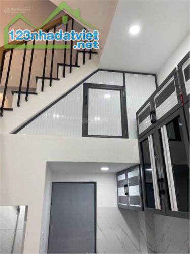 🏡 Bán nhà Nguyễn Tri Phương, Q.10, nở hậu gần ĐH Kinh Tế, 8.x tỷ! - 2