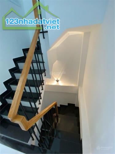 🏡 Bán nhà Nguyễn Tri Phương, Q.10, nở hậu gần ĐH Kinh Tế, 8.x tỷ! - 3