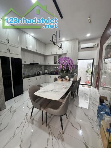 💝 Nhà 4tầng 1/ÔTÔ đậu cửa , Tặng gần full nội thất,đường HÀ HUY GIÁP, phường THẠNH XUÂN, - 4