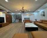 Nhà dân xây chắc chắn gần Ngã Tư Sở- Thanh Xuân, 53m2, 5 tầng, mặt tiền 5m, ô tô đỗ