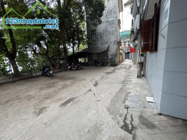 BÁN NHÀ PHỐ NGỌC THỤY LONG BIÊN. 40M²,3 TẦNG  GIÁ HƠN 4 TỶ. CÓ THƯƠNG LƯỢNG. MẶT TIỀN 4.6M - 1