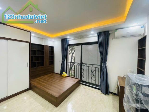 Bán nhà Phố Thanh Nhàn - Thang máy, XÂY MỚI - lô góc 3 thoáng - 30m2 x 5 tầng - sổ vuông - 3