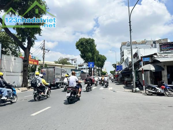 MẶT TIỀN PHƯỜNG 4 - GÒ VẤP - 3 TẦNG ĐÚC - 5