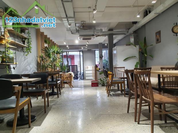 BÁN NHÀ ĐẸP ĐẲNG CẤP PHỐ ĐẶNG XUÂN BẢNG – LINH ĐÀM 78m² x 5 tầng,MT 6M - Hơn 20 Tỷ - 3