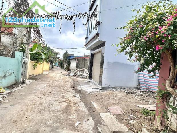 LÔ GÓC - 2 MẶT TIỀN - ĐƯỜNG RỘNG 5M - GẦN CHỢ ĐA PHÚC - DƯƠNG KINH