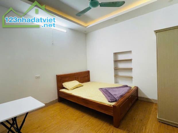 Bán nhà phố Dịch Vọng Hậu, Cầu Giấy | 5 tầng, vừa ở vừa kinh doanh, giá chỉ 9.5 tỷ - 4