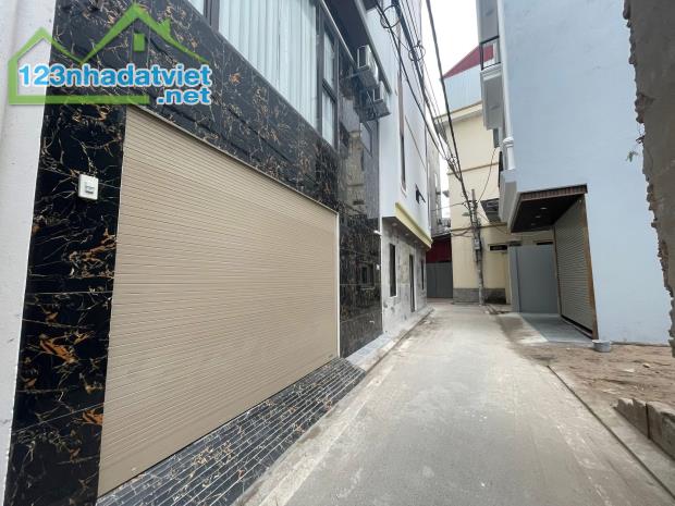 SIÊU PHẨM TƯ ĐÌNH – Ô TÔ TRÁNH – MẶT TIỀN SIÊU THOÁNG – 8,5 TỶ