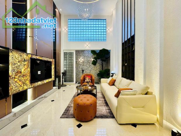 🔥 NHÀ MẶT ĐƯỜNG KINH DOANH – GIÁ TỐT CHỈ 5,2 TỶ - 1