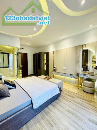 🔥 NHÀ MẶT ĐƯỜNG KINH DOANH – GIÁ TỐT CHỈ 5,2 TỶ - 2