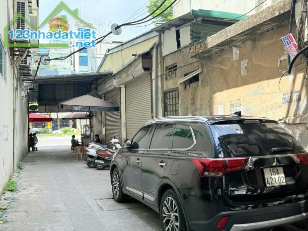 BÁN NHÀ XÃ ĐÀN - NGÕ THÔNG Ô TÔ DT  45m2 2 tầng MT 11.6m Giá 12.8 tỷ