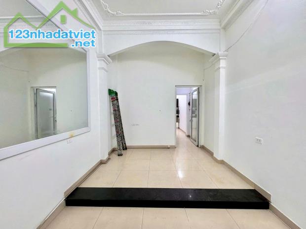 NGÕ MAI HƯƠNG BẠCH MAI - GẦN PHỐ - DT 36m2 4 tầng mặt tiền 3.3m Giá 5.55 tỷ - 4
