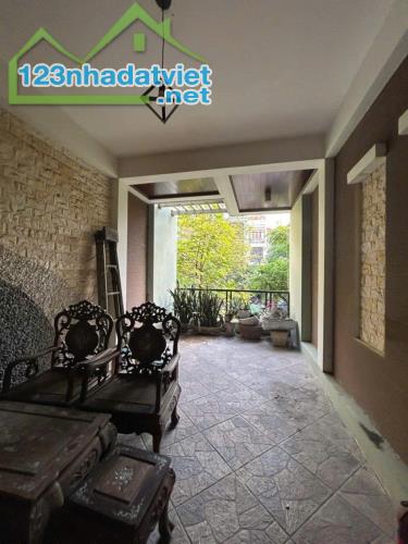 PHÂN LÔ VƯƠNG THỪA VŨ - OTO DT 45m2 5 tầng mặt tiền 3.3m Giá 15.6 tỷ